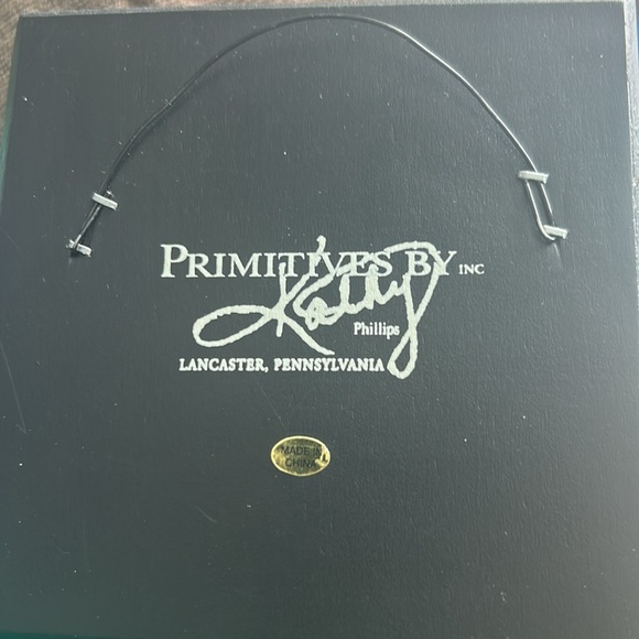 Decorative Box Sign - “My Favorite People Call Me Grandma” Primitives By Kathy - Picture 3 of 3